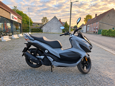 Scooter SYM Jet X 125